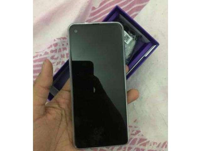 Motorola one vision na caixa