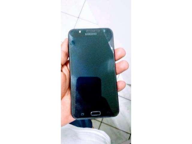 Samsung J7 Neo
