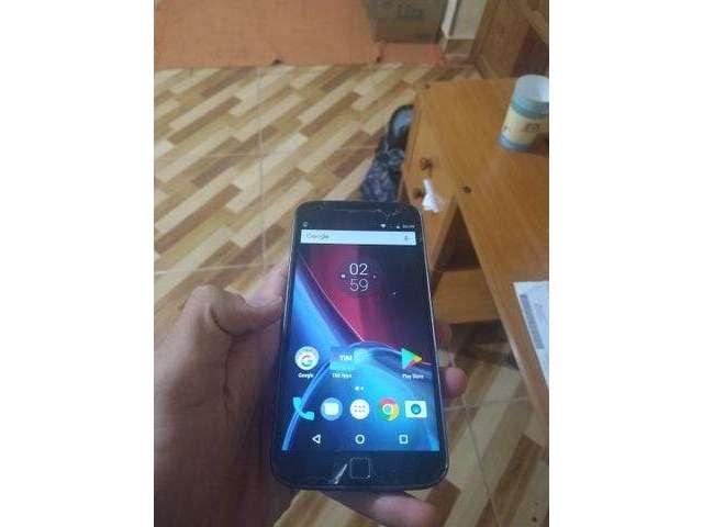 Moto G4 plus