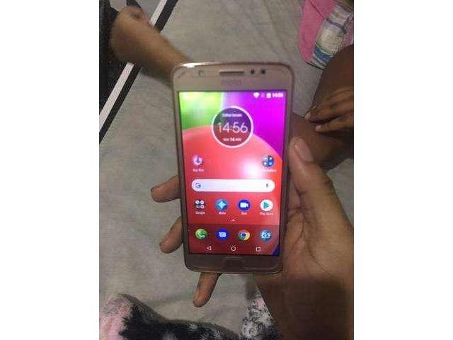 Vendo esse motorola moto e5 plus