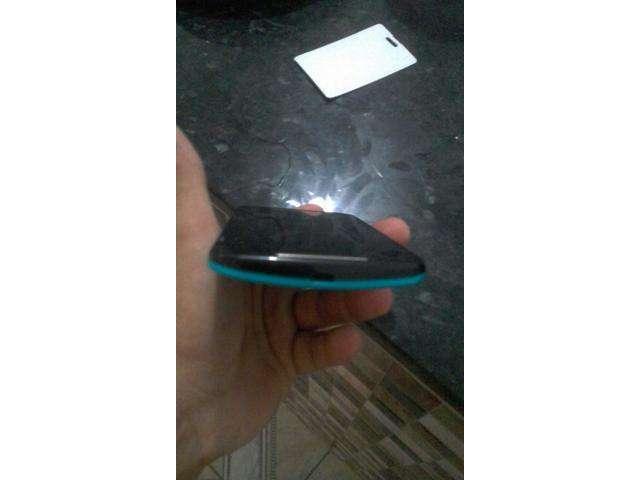 Moto G2 $``230