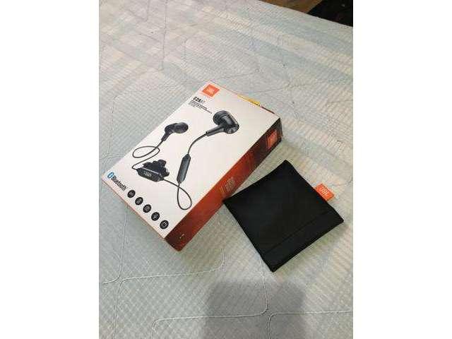Fone Bluetooth JBL original