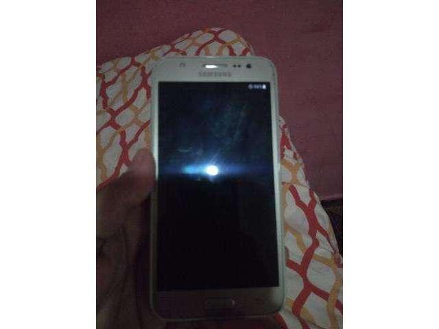 Vendo Samsung j5 normal