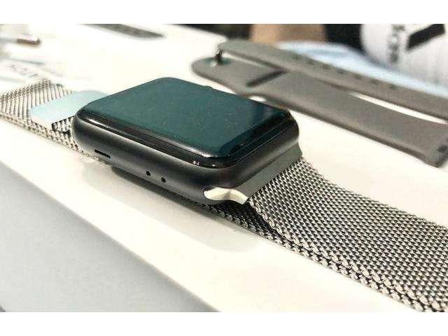 IPhone X 64GB + Apple Watch Series 3 GPS 42mm