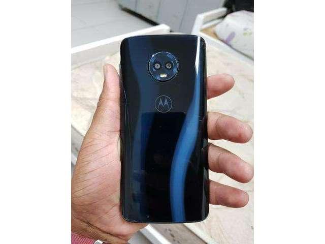 Moto g6 plus, 64gb, 4gb ram, 2 meses de uso
