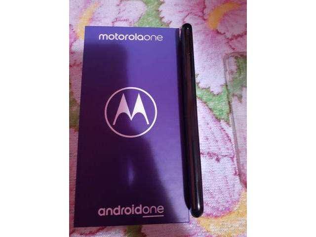 Vendo ou troco MOTO ONE 64GB na garantia 07/2020