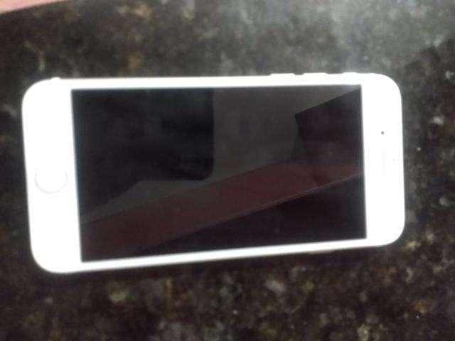 Iphone 32 gb dourado , excelente