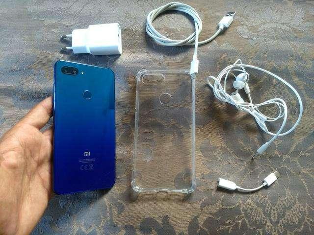 Xiaomi Mi 8 Lite 64 GB Azul Top. Vendo Troco