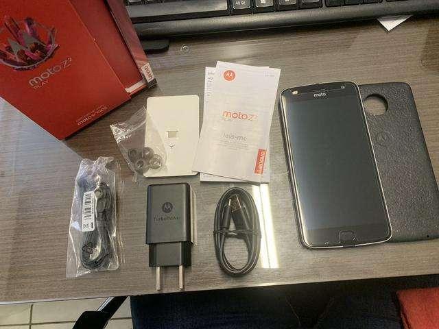 Motorola Moto Z2 Play