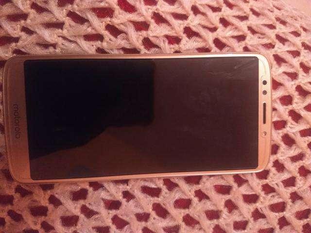 Moto E5 plus 32 gigas