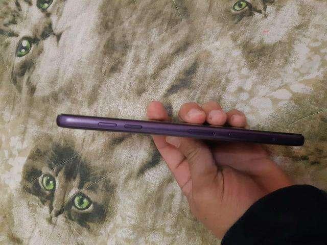 Vendo celular Samsung j8 64g