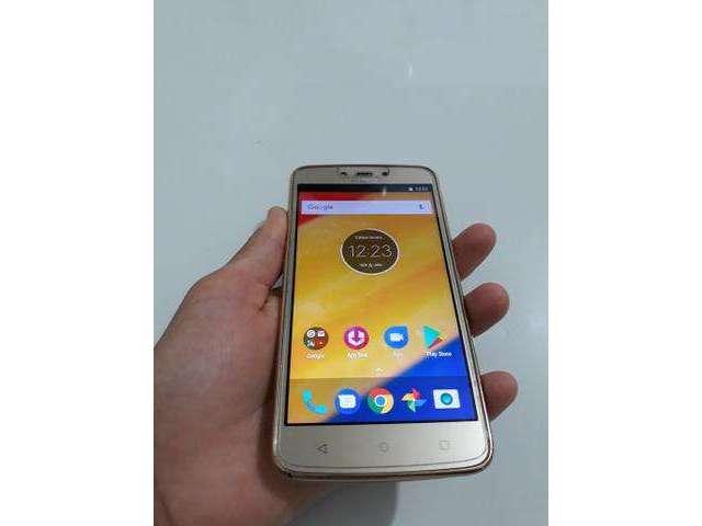 Motorola Moto C plus c/ Tv digital