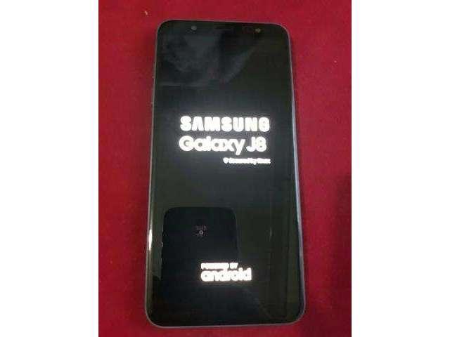 Celular samsung J8