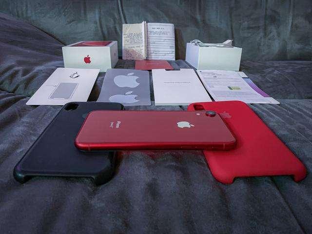 IPhone XR 64gb Red Product + Brindes