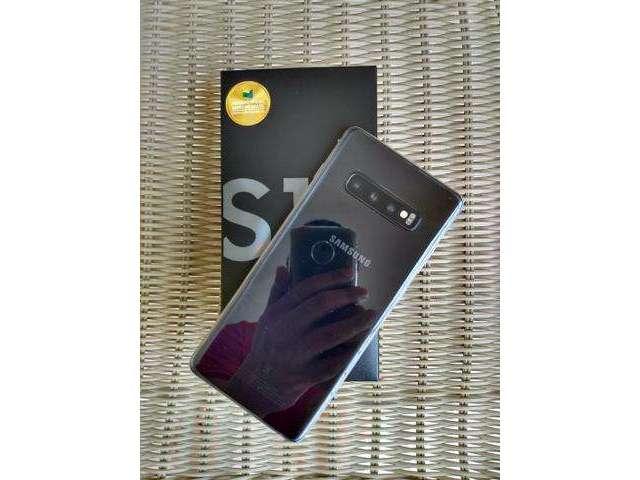 Vendo ou Troco S10 Plus em iPhone XR (Caruaru)