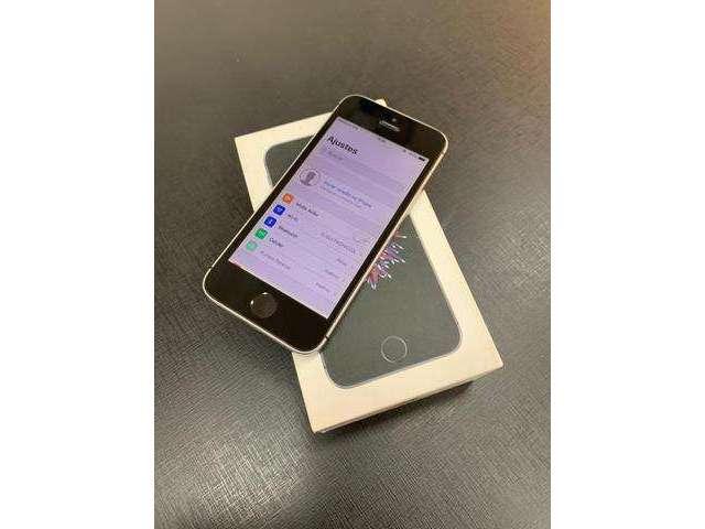 IPhone SE 16 gigas Space gray completo divido no cartÃ£o atÃ© 12X
