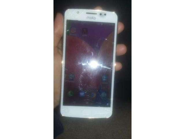 Moto E4
