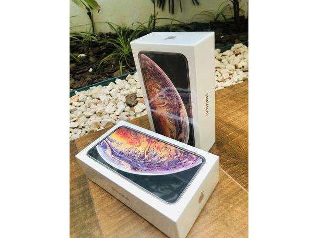 Iphone xs max 64gb gold (novo e lacrado)
