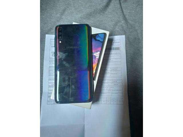 Samsung A70 128 GB 6 ram garantia 10/09/2020 troca