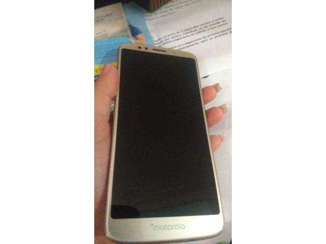 Moto g6 play $600