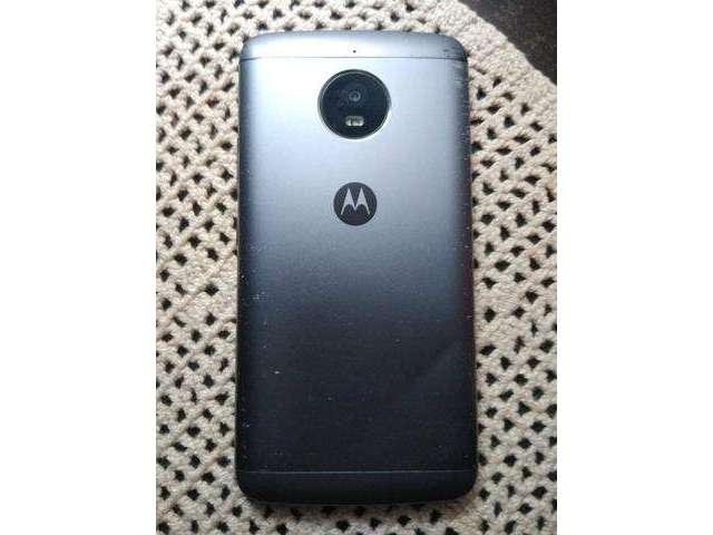 Moto E 4 Plus