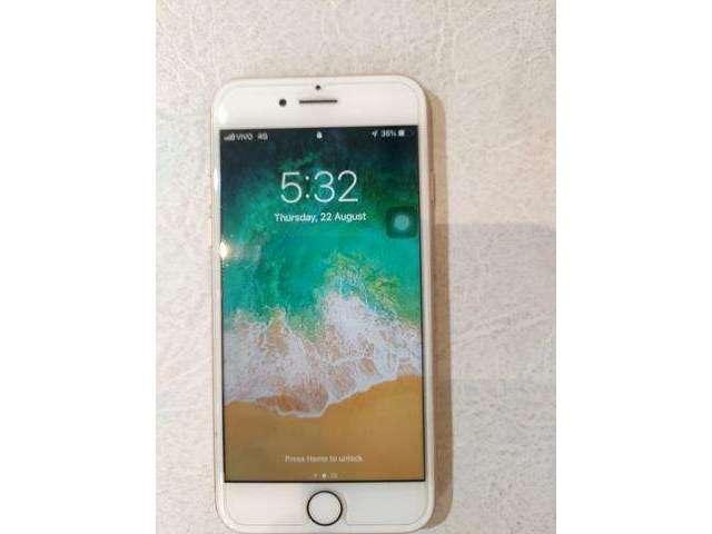 IPhone 8 gold 64 GB