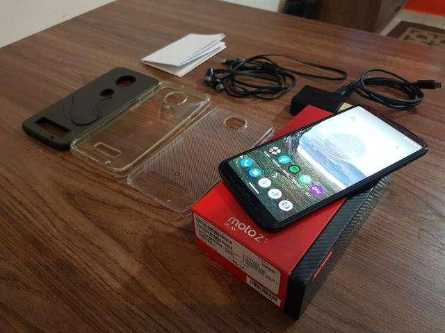Moto Z3 Play