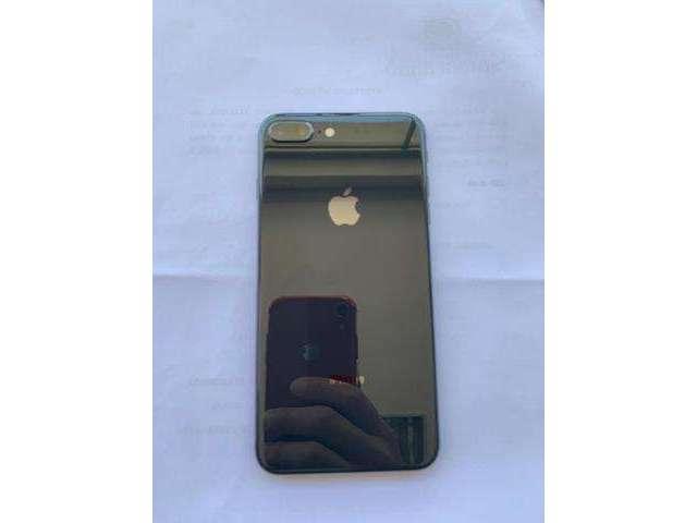 IPhone 8 Plus 64 GB