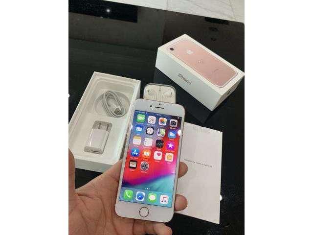 Iphone 7 de 128gb (mto novo com mto espaÃ§o) Apple celular