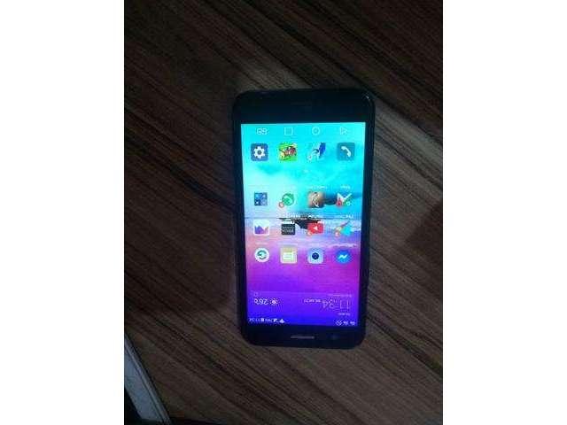 Vendo celular novo LG k 10 nÃ£o tem nem 1 ano de uso