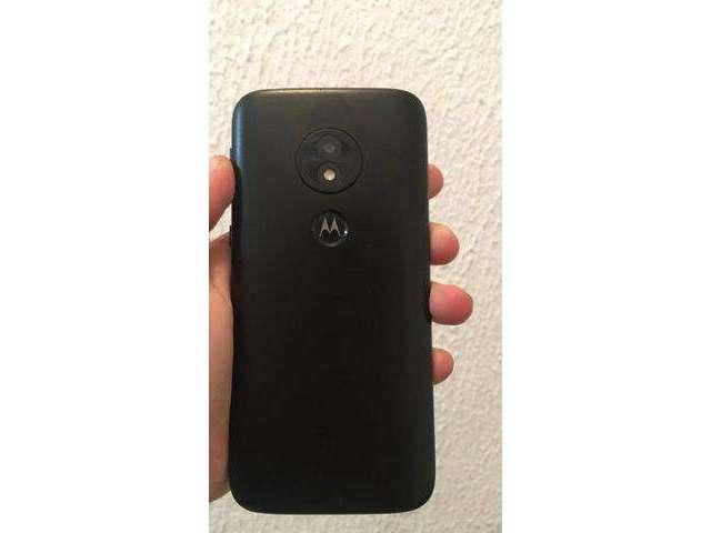 MOTO E5 play Semi novo!