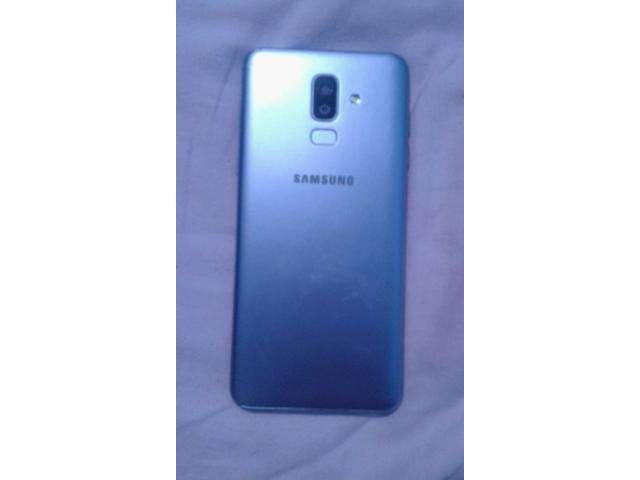 Samsung Galaxy J8