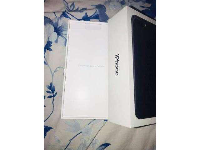 Iphone 7plus 1000$