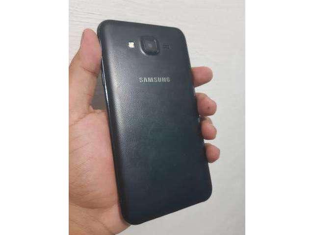 Galaxy J7 vendo ou troco (leiaaaa)