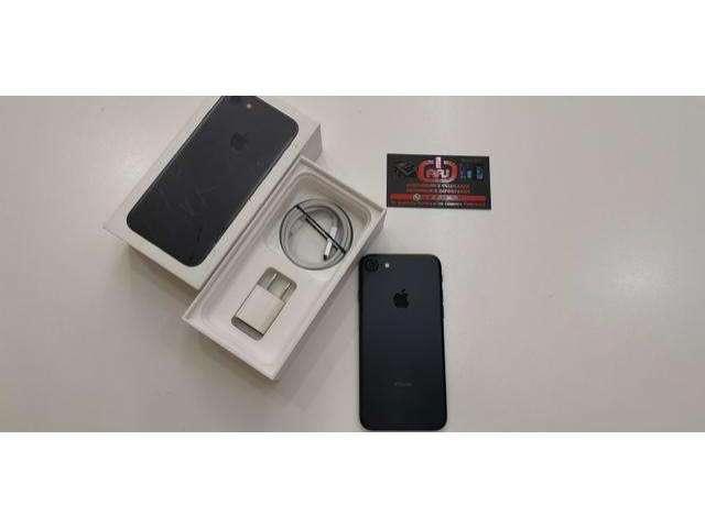 Apple iPhone 7 32GB Preto na Caixa