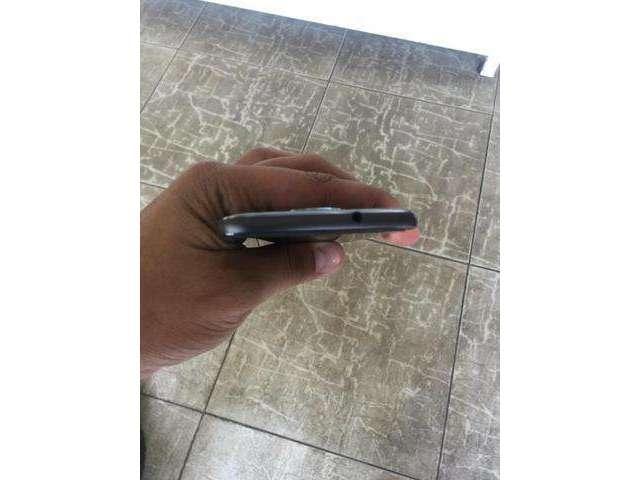 Moto G5s 32gb R$ 450 sem nenhum arranhÃ£o, acompanha todos acessÃ³rios
