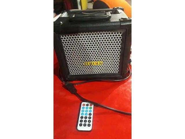 Caixa multiuso bluetooth, perfeito estado