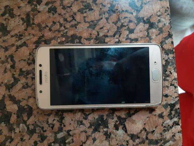Moto G5
