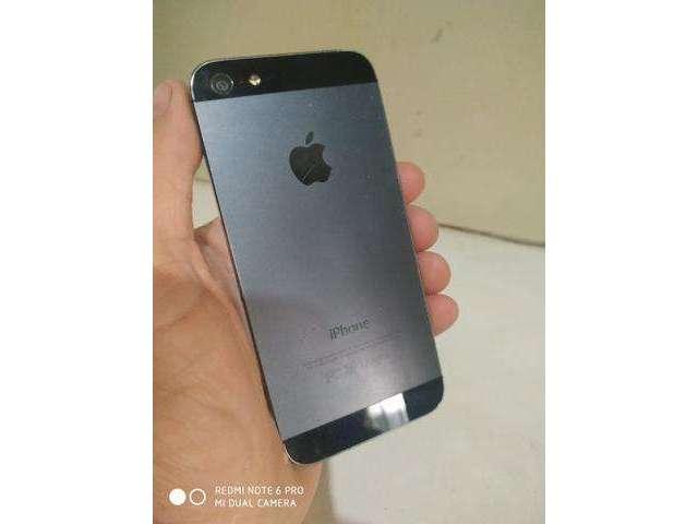 Vendo ou troco iPhone 5 64gb $500