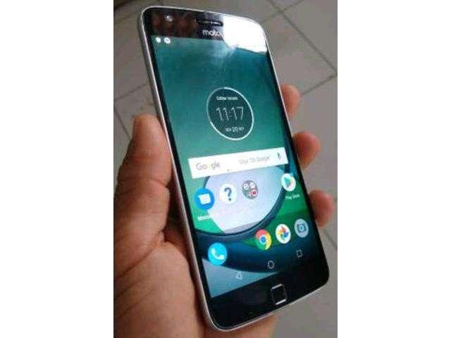 Moto z play leia o anÃºncio