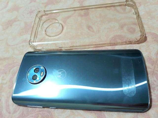 Vendo moto G6 plus e A30 Samsung