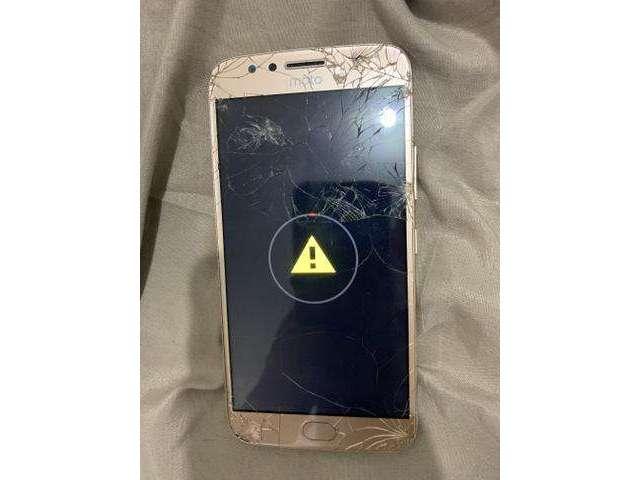 Moto g5s plus