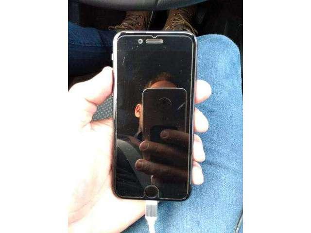 IPhone 8 64gb Space gray