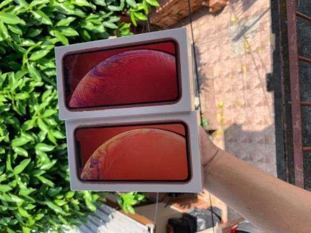 Iphone xr 64 gb, lacrado, leia