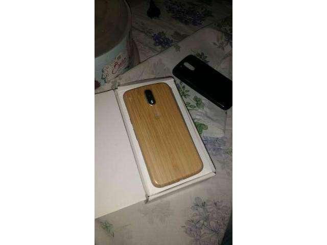 Vendo ou troco moto G4 plus bambu