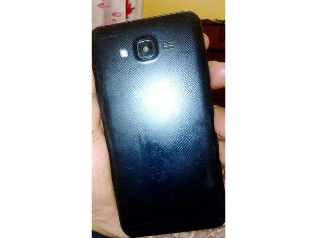 Samsung j7 neo