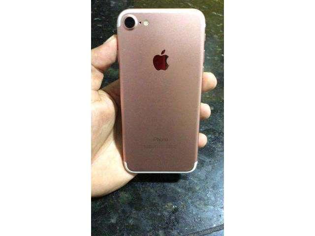 Iphone 7 32 gigas rose muito conservado funcionando tudo aceito cartÃ£o